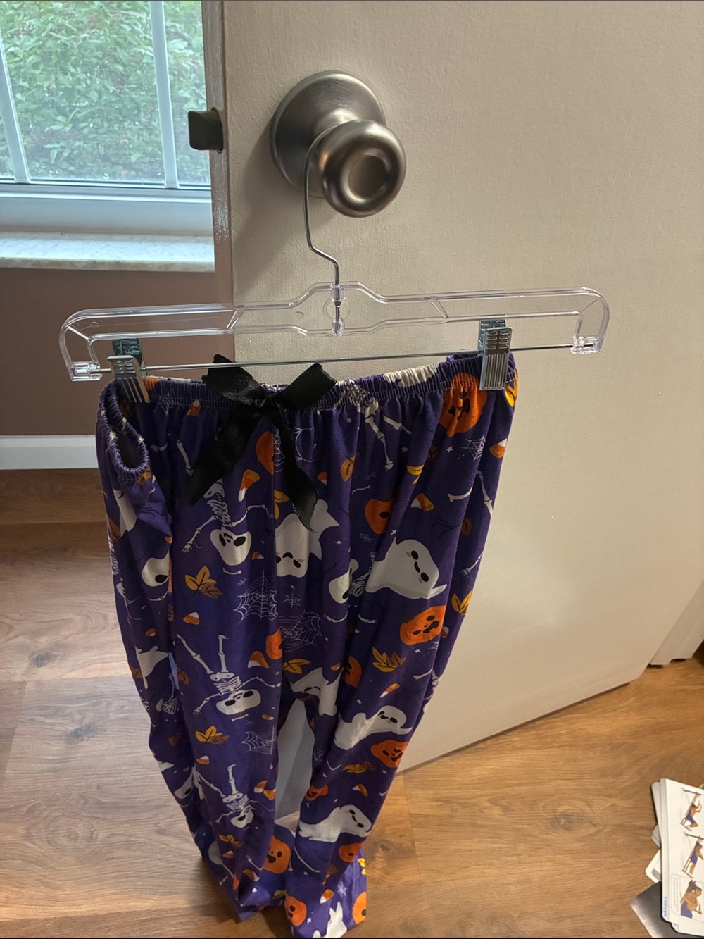Women’s Purple Halloween Print Straight-Leg Lounge Pants